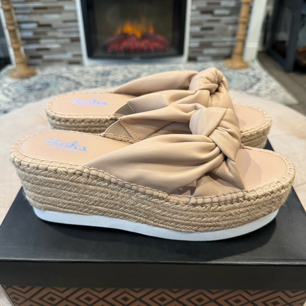 Charles David Scoop Espadrille Sandal